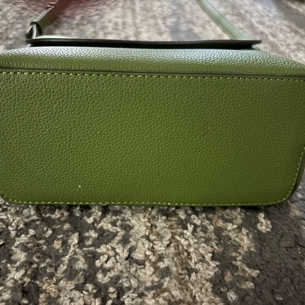 Kate Spade Green Crossbody Bag with Flap Closure - Picture 3 of 3